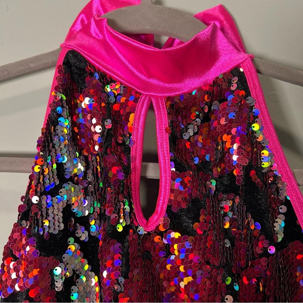 A Wish Come True Girl’s Dance Recital 2 Pc Costume Pink Black Sequins with Bonus - Picture 11 of 16